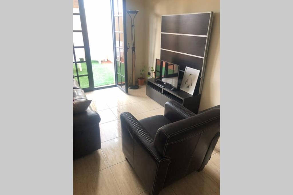 Ferienwohnung Trino'S Flat San Cristóbal de La Laguna Exterior foto